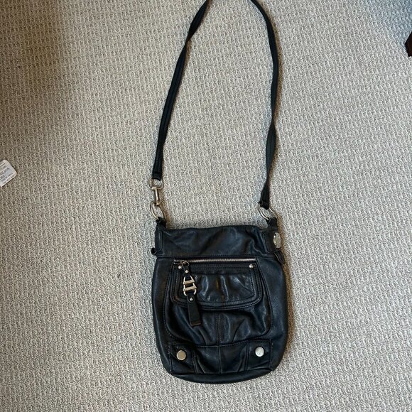 B. Makowsky Black Leather Crossbody - Picture 1 of 9